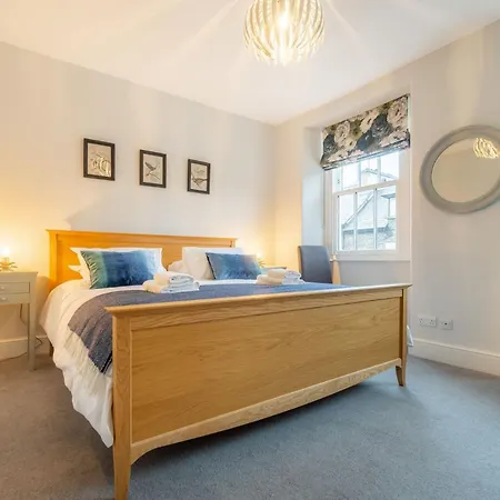 Holiday home 3 Bed In Oc-lr115 *